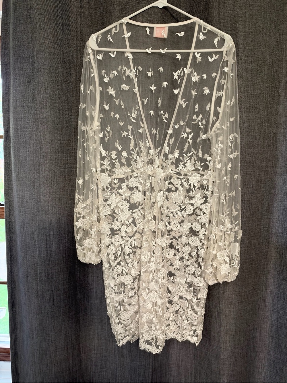 LE ROSE LACE MAXI BRIDAL ROBE - Picture 4 of 4
